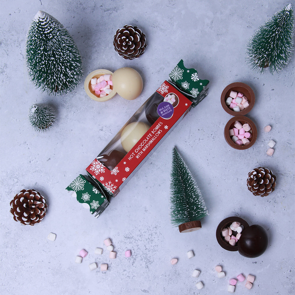 Mixed Hot Chocolate Bombe Cracker_Christmas Tree Scene