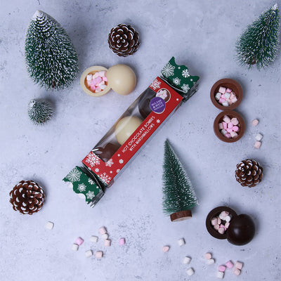 Mixed Hot Chocolate Bombe Cracker_Christmas Tree Scene